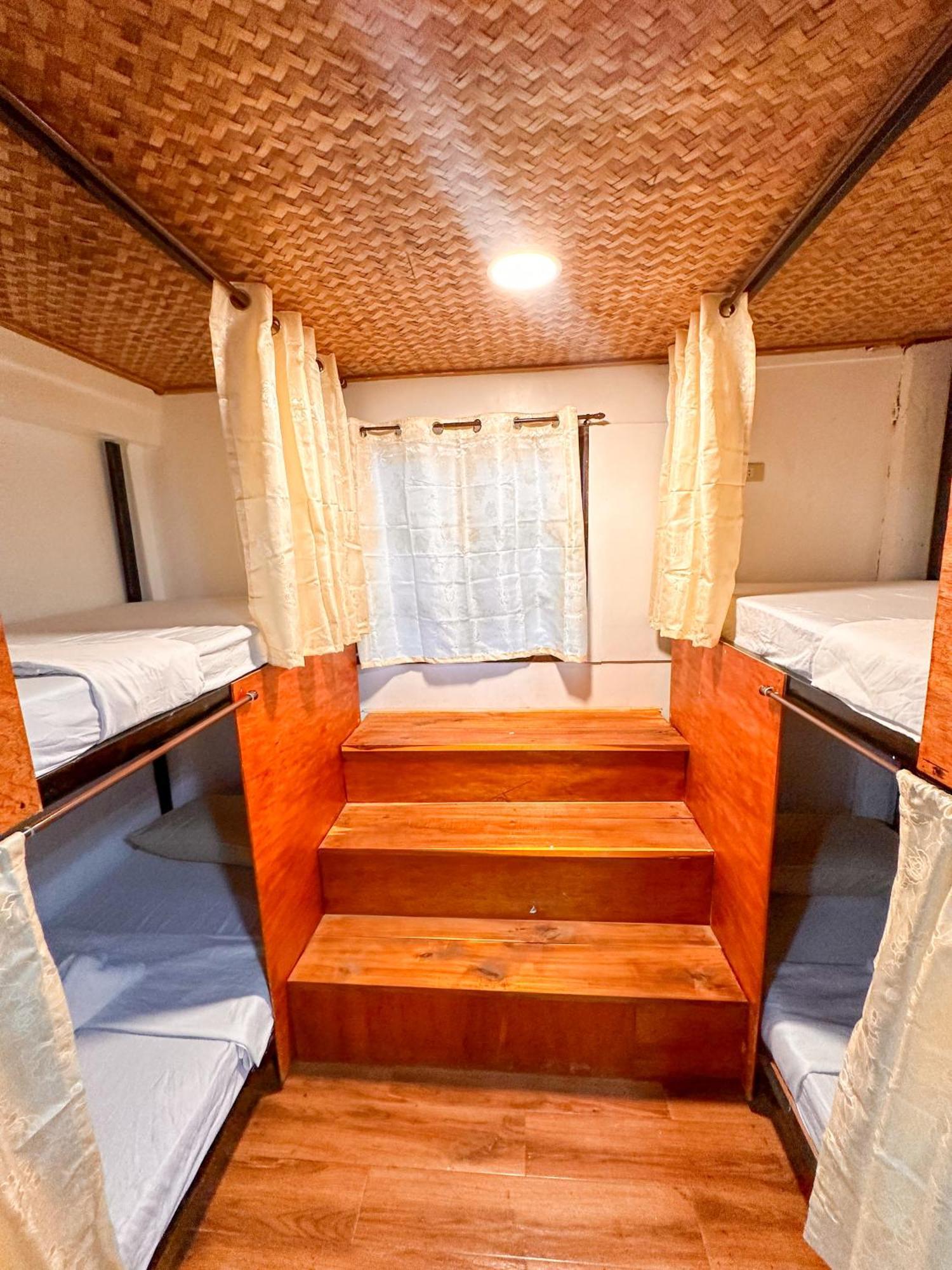 Hangout'S Hostel El Nido Exterior foto